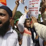 称示威者破坏设施 印度政府下令230人赔巨款