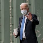 【特朗普确诊】拜登与妻子病毒检测呈阴性 呼吁民众戴口罩