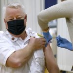 六成国民想马上接种 安省人最不满疫苗分发