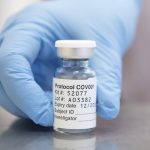 质疑牛津疫苗难群体免疫 澳洲科学家倡暂停