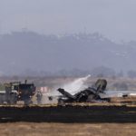 美军F-35B隐形战机加州坠毁 飞行员弹射逃生送院