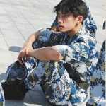 易烊千玺军训照曝光 又迷倒一大片