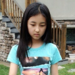 谜之交集!蔡徐坤6年前给张子枫留言:美的噢